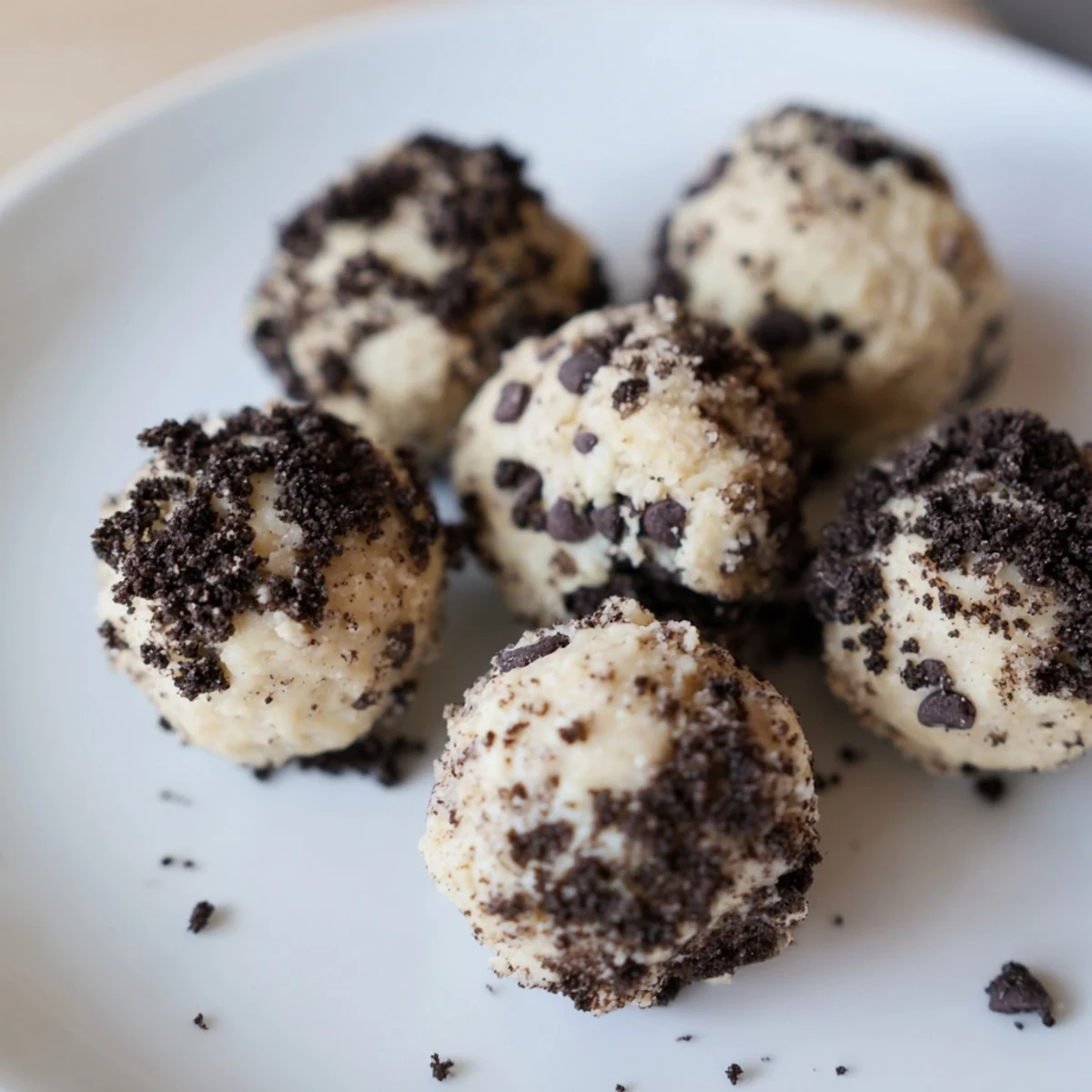These Cream Cheese Oreo Protein Balls promise a no-bake, delicious, and protein-packed dessert.